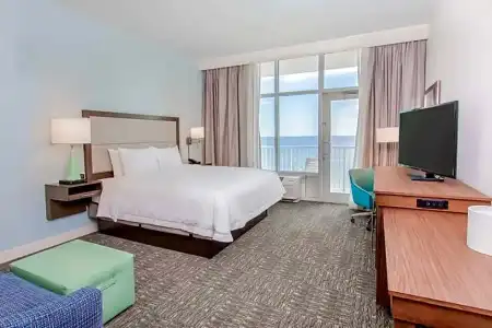 Hampton Inn and Suites Panama City Beach/Beachfront - 84