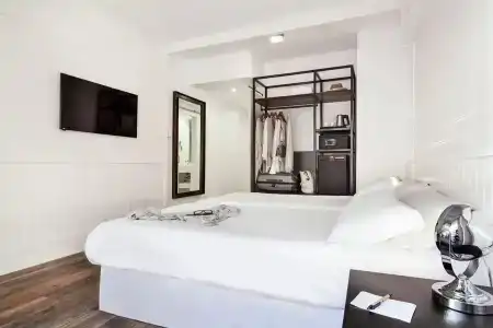 Delamar - Adults Only - 6