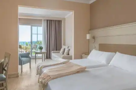 Iberostar Waves Málaga Playa - 52