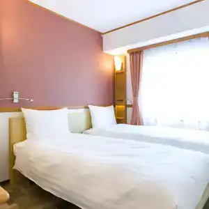 Toyoko Inn Kobe Minatogawa Koen - 33
