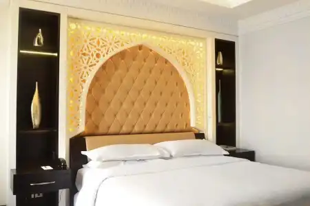 Sheraton Sharjah Beach Resort & Spa - 39
