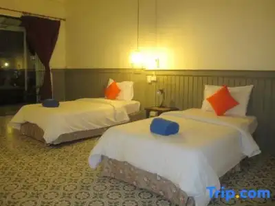 Sunshine Inn Resort - 31