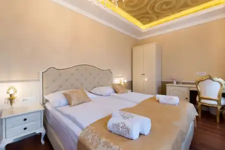 Central Square Heritage - 151