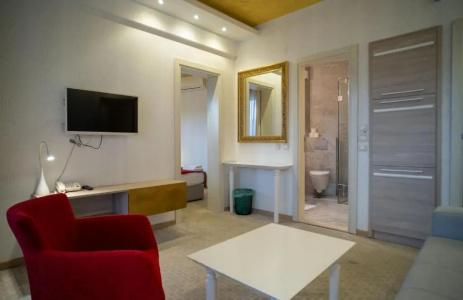 Atina - 78