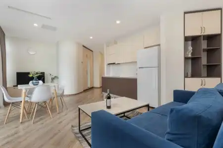 Bellevue Residence Suites - 208