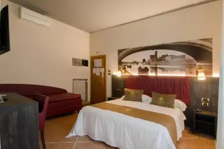 Maria - 39