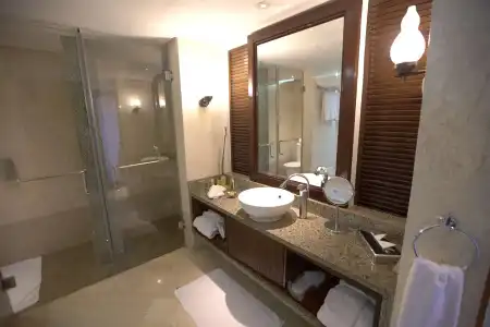 Hilton Luxor Resort & Spa - 9