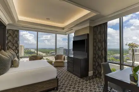 The Post Oak at Uptown Houston - 43