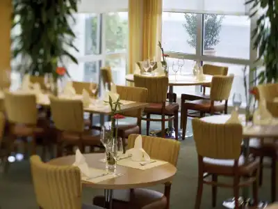 Mövenpick Nürnberg Airport - 23