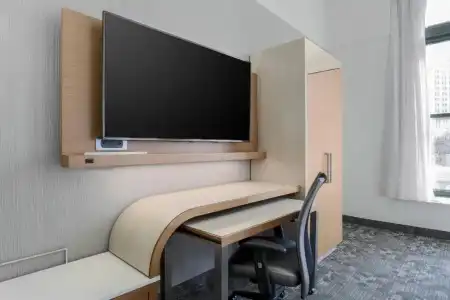 Courtyard by Marriott Pittsburgh Downtown - 32
