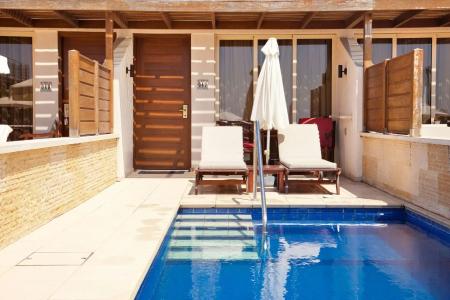 Alexander the Great Beach - 136