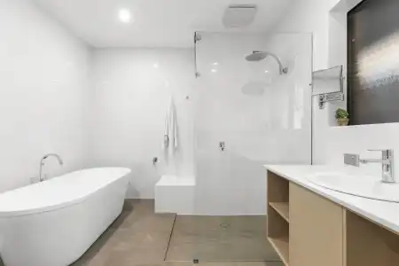 Quality Inn Presidential - 90