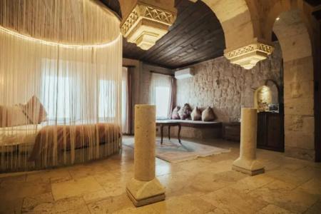 Hu of Cappadocia - 138