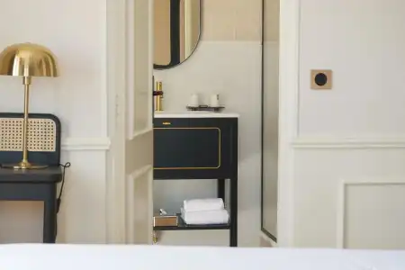 Best Western Le Cheval Blanc - Vieux Port - 155