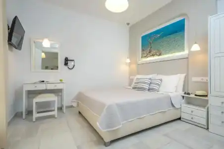Birikos Studios & Apartments - 28