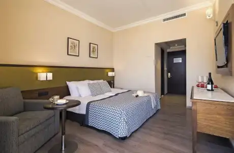 Caesar Premier Tiberias - 16