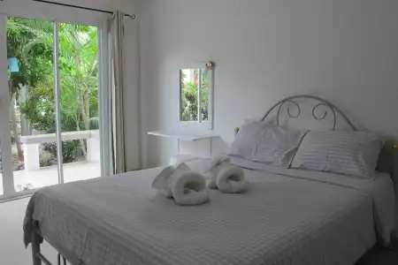 Charlie's Bungalow - 23