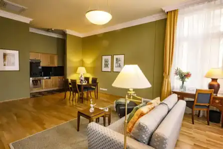 Louisa's Place - 131