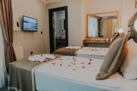 Grand Lark Otel - 5