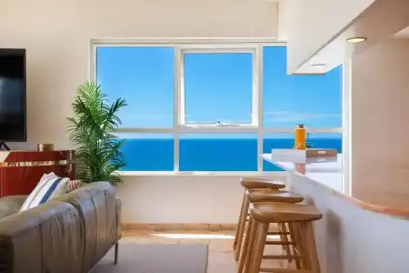Zenith Ocean Front Apartments - 52