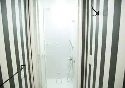IZA Enoshima Guesthouse&Bar - Hostel - 7