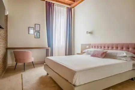 Grand Master Suites - 88