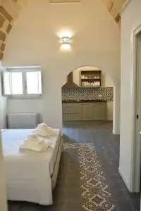 Tobacco Suite - 80