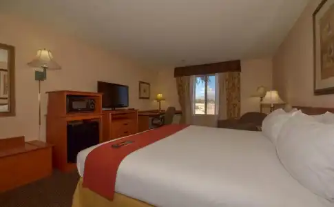 Holiday Inn Express Las Vegas-Nellis by IHG - 2