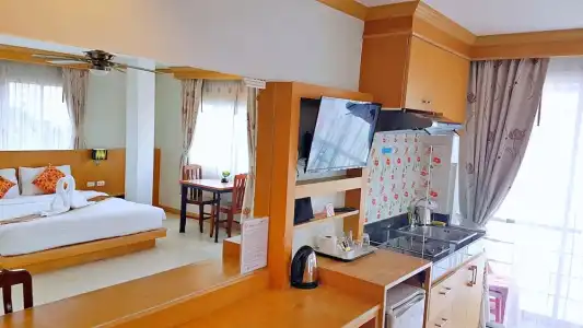 Green Harbor & Service Apartment - 117