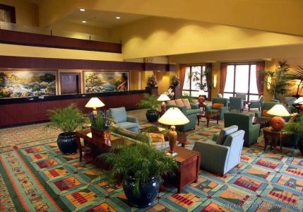 DoubleTree by Hilton Bakersfield - 1