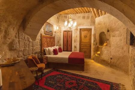 Solo Cave Suites - 24