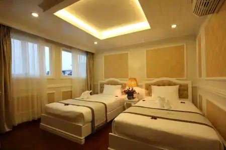 Signature Halong Cruise - 58