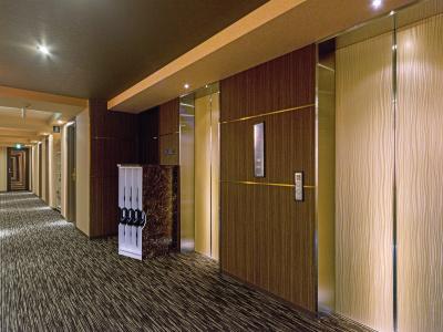 Queens Chitose - 15