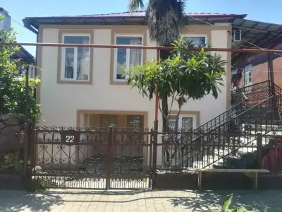 Mano's Guest House - 2