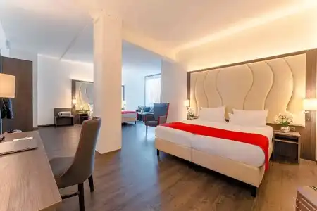 PLAZA Premium Almere - 68