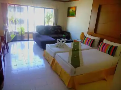 Seaview Sriracha - 38