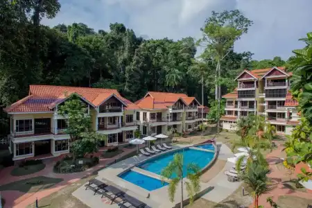 Anjungan Beach Resort - 24