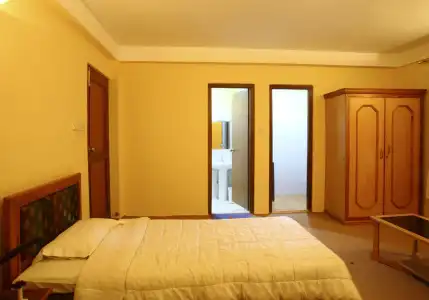 Royal Astoria - 2