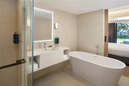 DoubleTree by Hilton Phuket Banthai Resort - 65