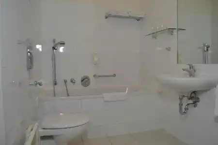 ApartAustria Suites - 7