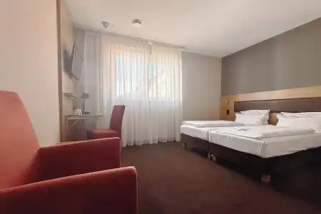 Garner Stuttgart - Zuffenhausen by IHG - 94