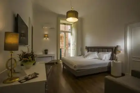 Napoli Class Luxury Rooms & Suites - 51