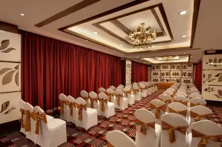 The Golden Palms & Spa Delhi - 29