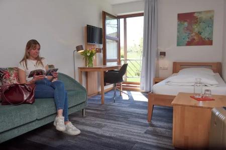 Hohenwart Forum - 24