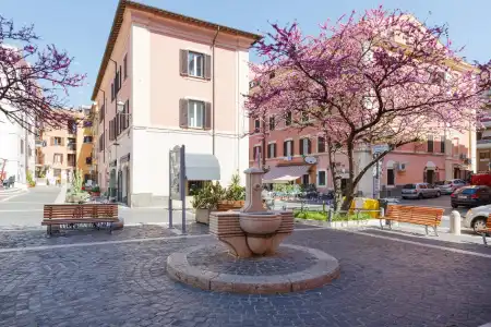 B&B Piazza Fratti - 12