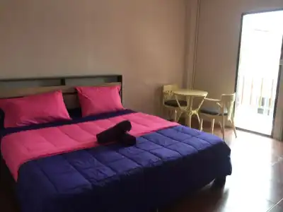 Smile Home Guesthouse - 4