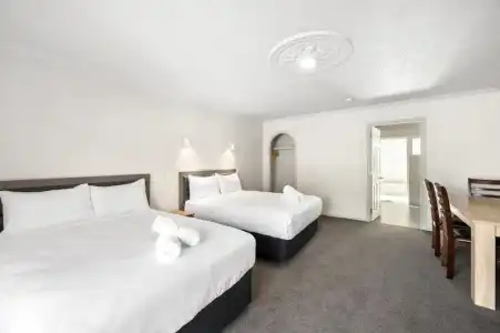 Ashleigh Court Motel - 50