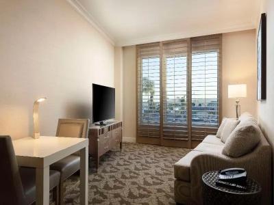 DoubleTree by Hilton San Diego Bayside - 167