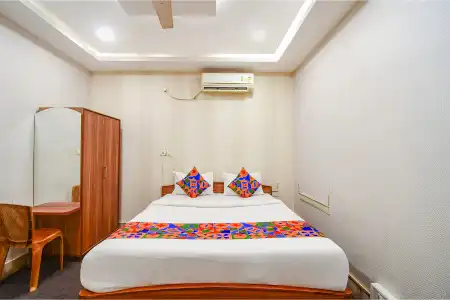 FabSaltlake Regency - 14km from Anandlok Hospital - 21