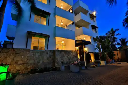 St.Lachlan & Suites - 41